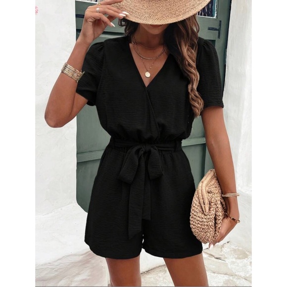 SHEIN Pants - ⭐️NEW Black Short Sleeve V Neck Belted Romper Size 1XL (US 14)